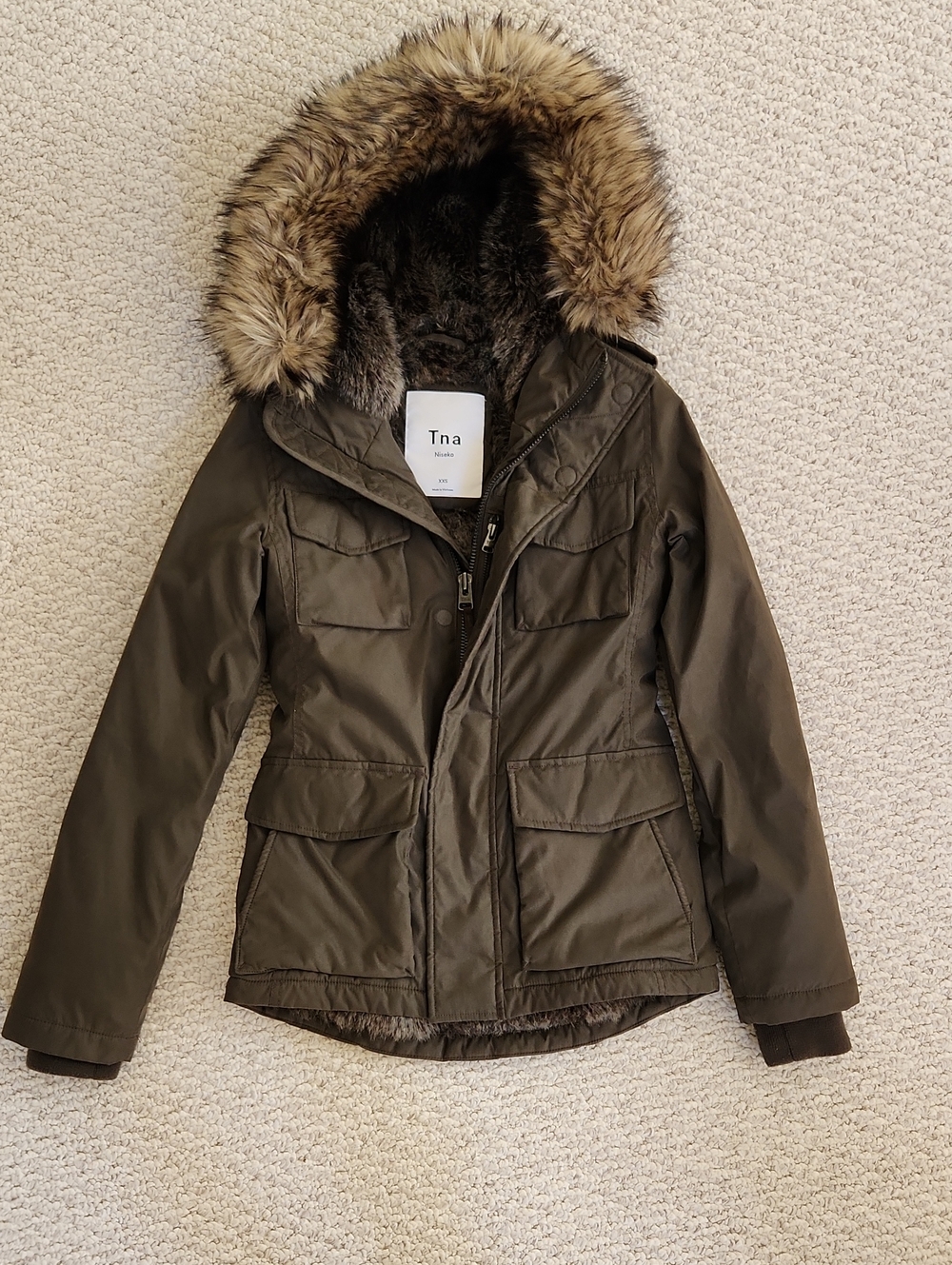 Aritzia Tna Niseko Heritage Parka, Goose Down, Faux-Fur Lined In Khaki, Size XXS